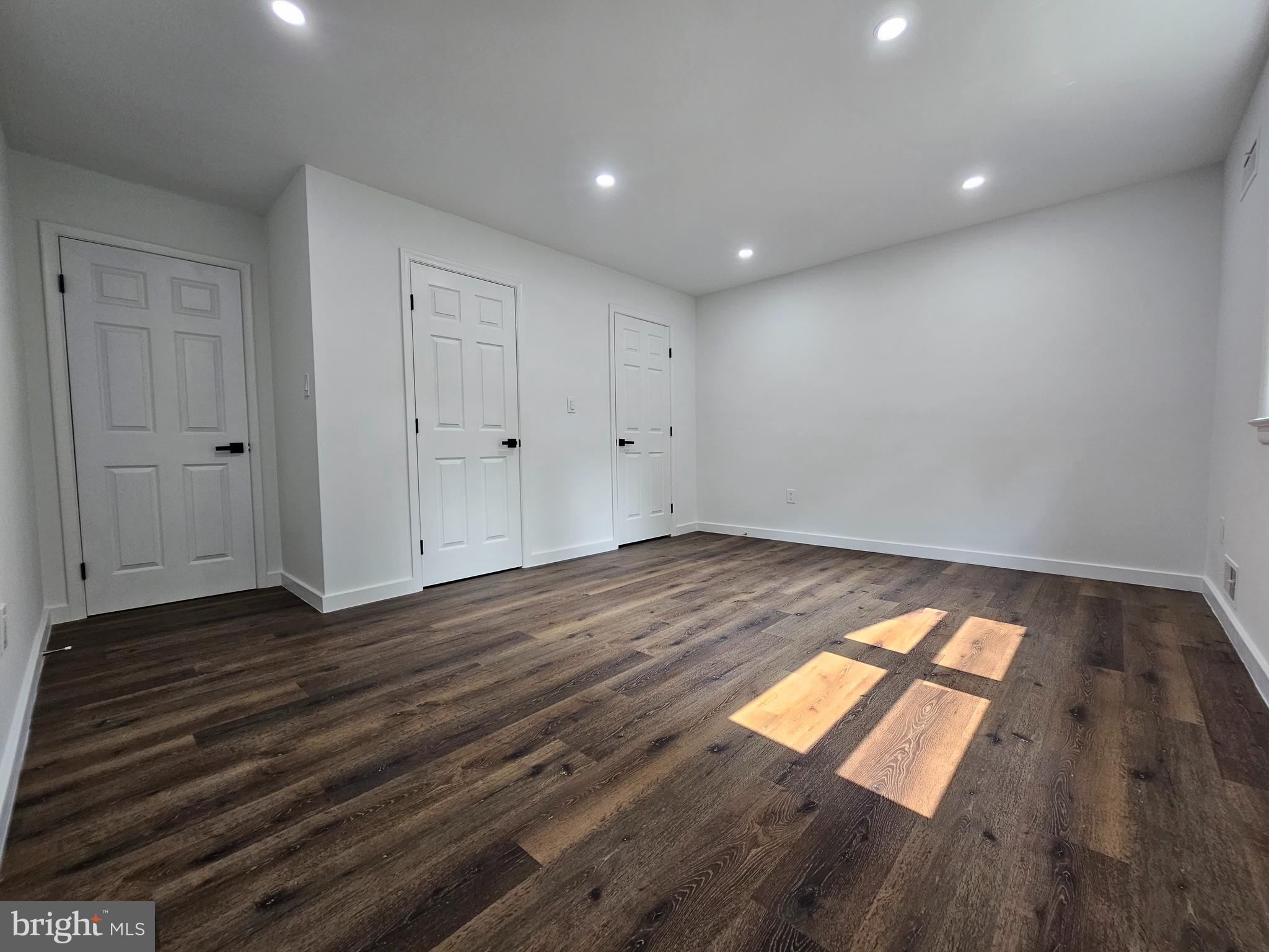 12913 Layhill Road Silver Spring, MD 20906 - Photo 5 of 49 Main bedroom