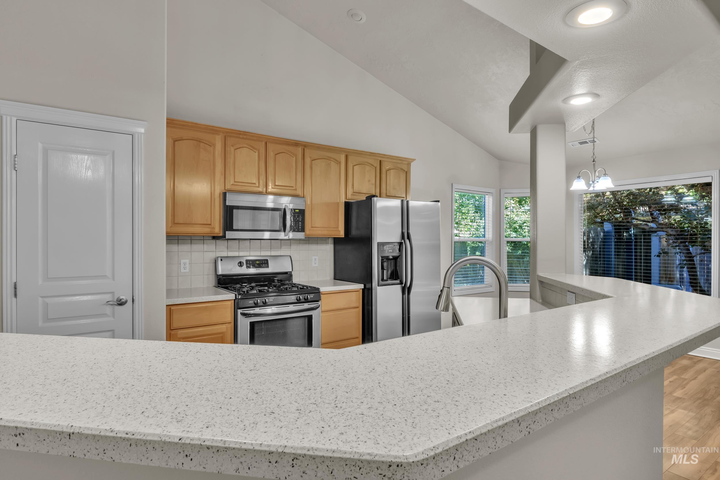 3886 North Price Way Meridian, ID 83646 - Photo 17 of 43