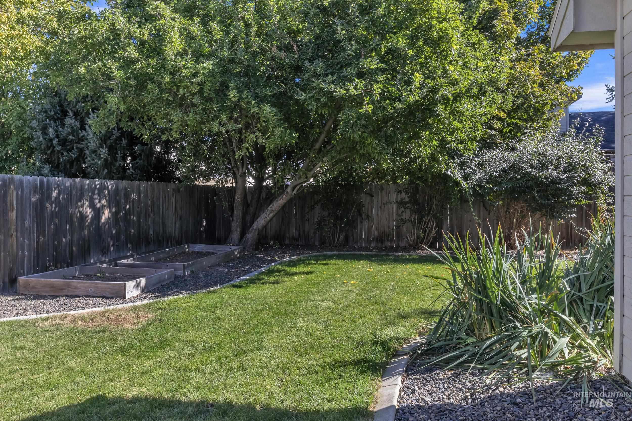 3886 North Price Way Meridian, ID 83646 - Photo 38 of 43