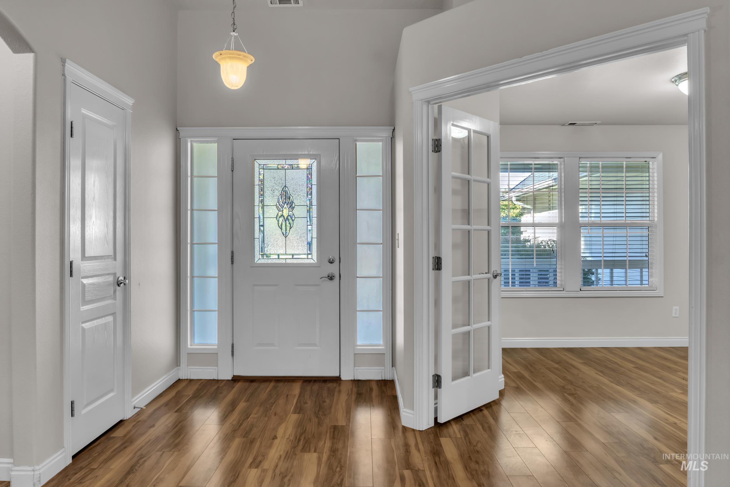 3886 North Price Way Meridian, ID 83646 - Photo 6 of 43