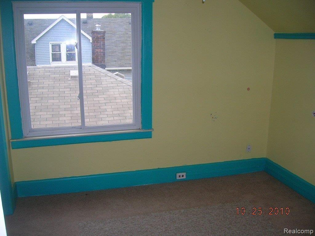 78 Maple Street River Rouge, MI 48218 - Photo 8 of 8 DSCN5179