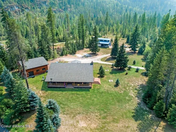 $1,200,000 | 300 Old Bull River Road, Noxon, MT 59853