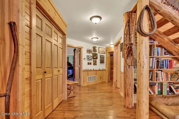 $1,200,000 | 300 Old Bull River Road, Noxon, MT 59853