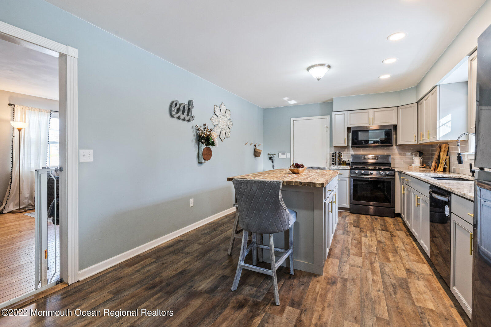 37 Bennetts Mills Road Jackson, NJ 08527 - Photo 12 of 34 014_13kitchen(1)