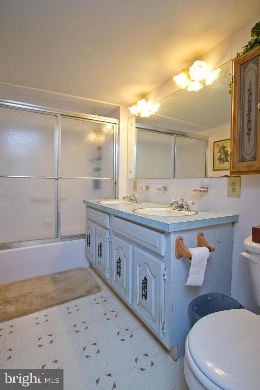 817 Disston View Drive Lititz, PA 17543 - Photo 27 of 47