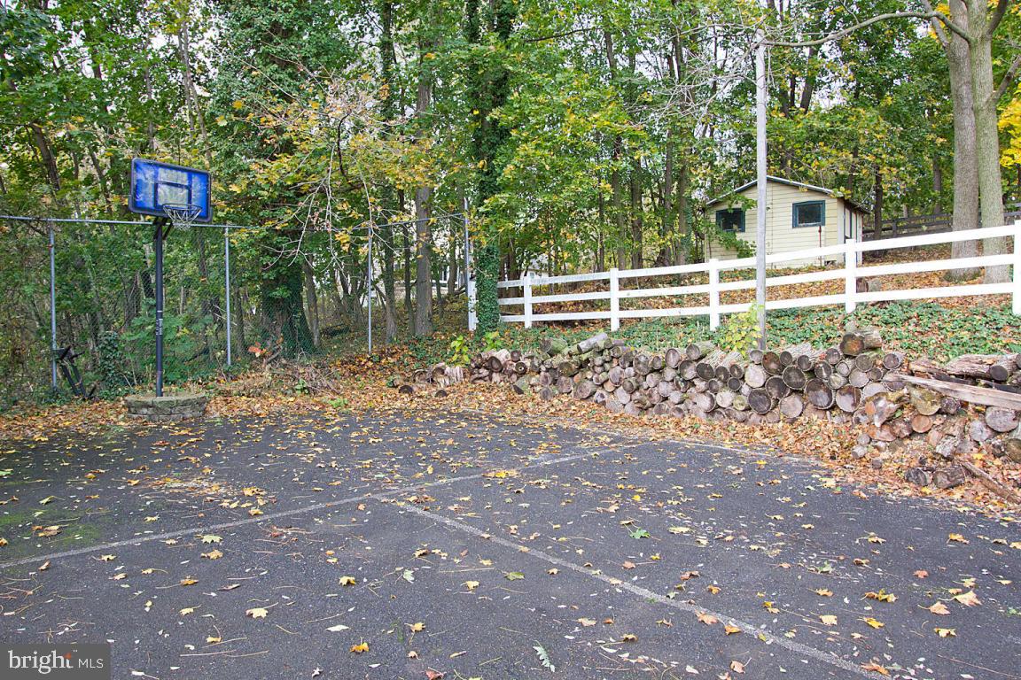 817 Disston View Drive Lititz, PA 17543 - Photo 45 of 47