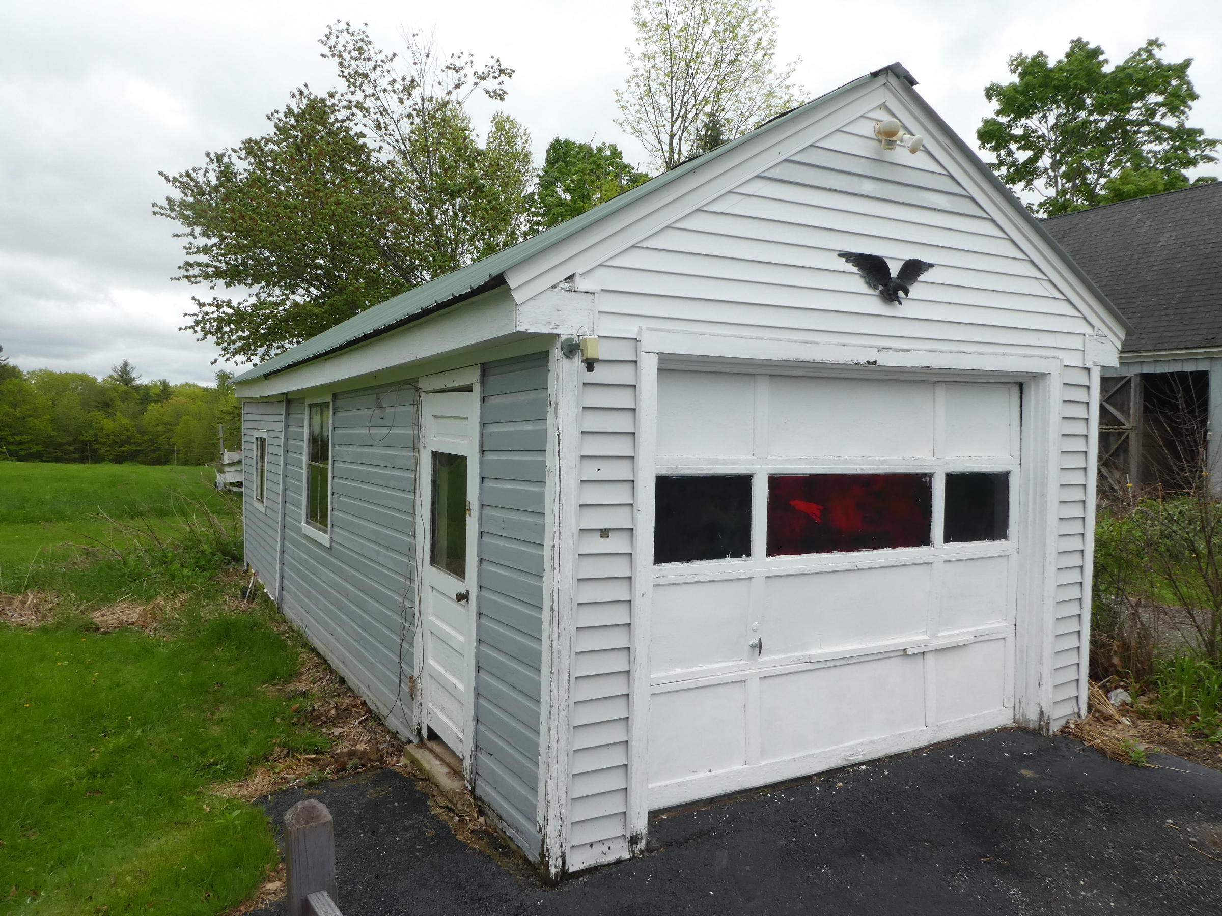 702 River Road Buxton, ME 04093 - Photo 6 of 14 Garage