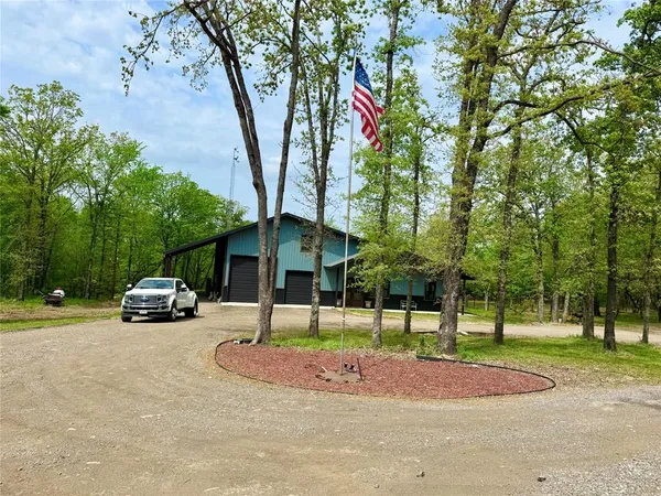 $590,000 | 1900 County Road 1535, Bonham, TX 75418