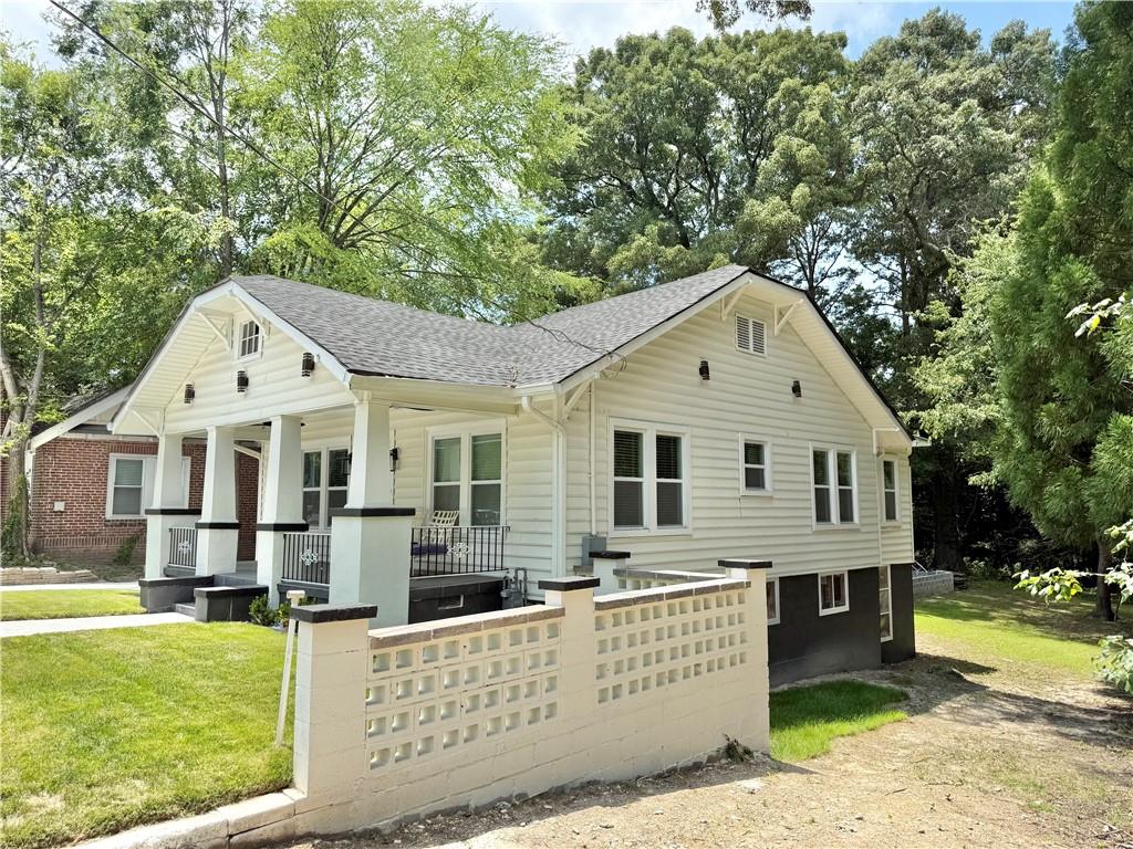 2194 Bolton Road Northwest Atlanta, GA 30318 - Photo 4 of 34