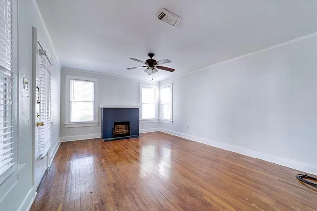 $1,450 | 3214 Greene Avenue, Fort Worth, TX 76109