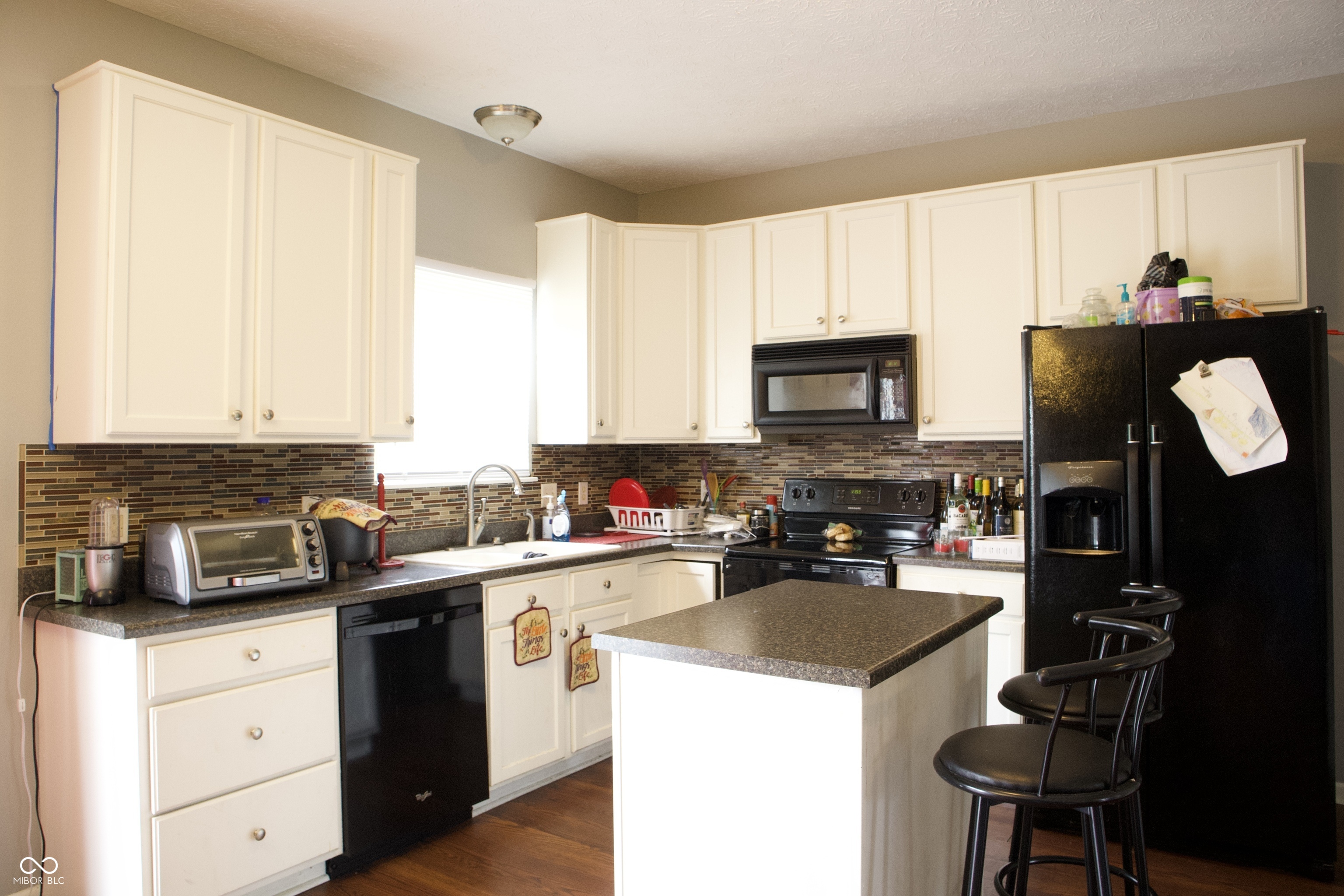 1831 Brook Crossing Way Indianapolis, IN 46229 - Photo 10 of 28