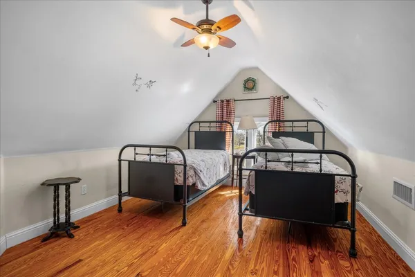 $449,500 | 501 West Moore Avenue, Moulton, TX 77975