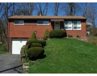 614 Brightberry Road Monroeville, PA 15146 - Photo 1 of 7 Exterior Front.