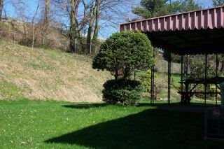 614 Brightberry Road Monroeville, PA 15146 - Photo 2 of 7 Yard/Garden.