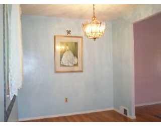 614 Brightberry Road Monroeville, PA 15146 - Photo 4 of 7 Dining Room.