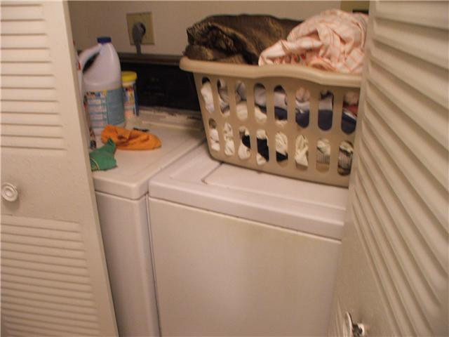 18761 Garbo Terrace, Unit 4 Boca Raton, FL 33496 - Photo 5 of 14 Laundry Room
