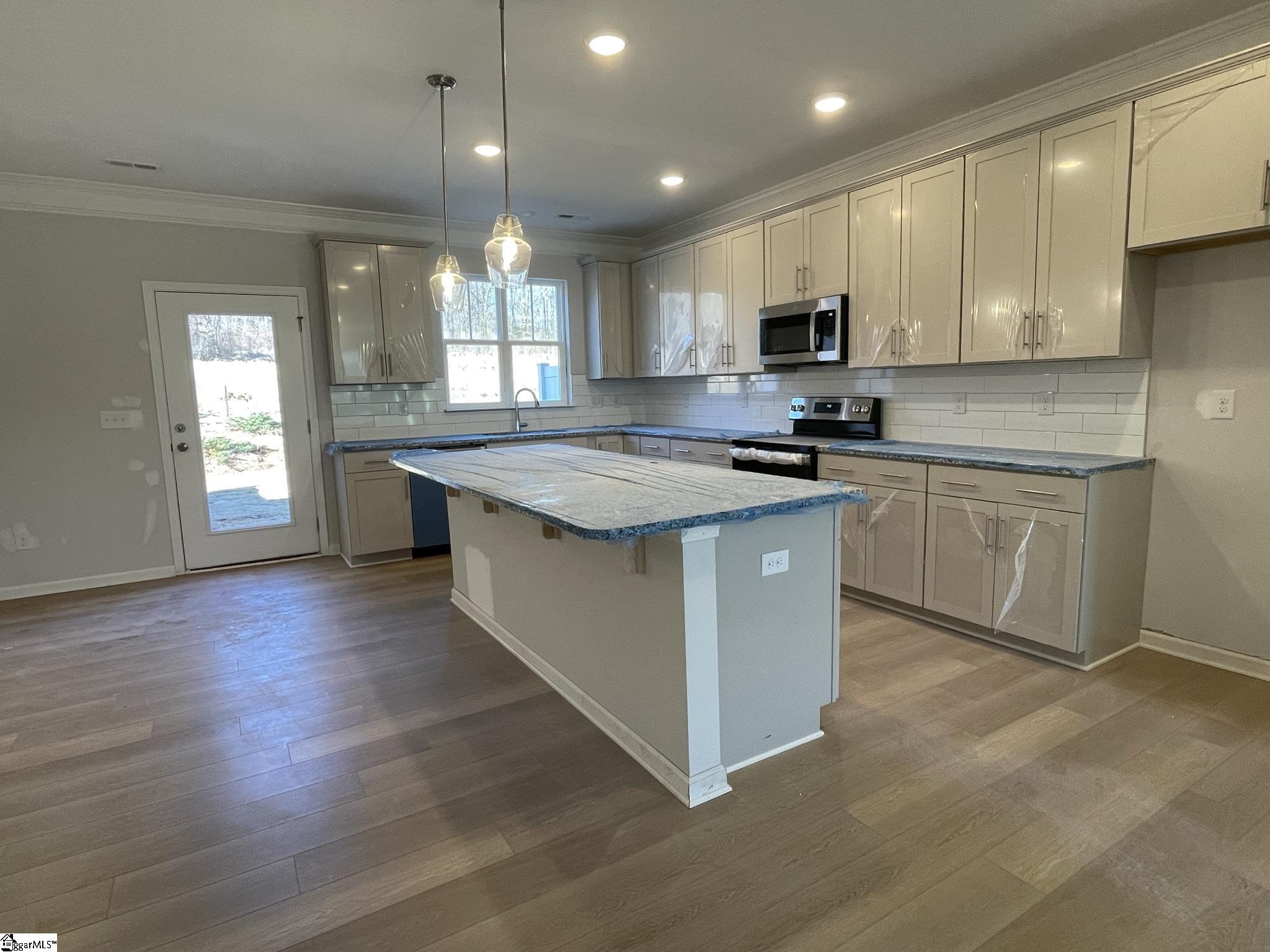 365 Intrepid Court Greer, SC 29650 - Photo 2 of 9 Gallery Image 2