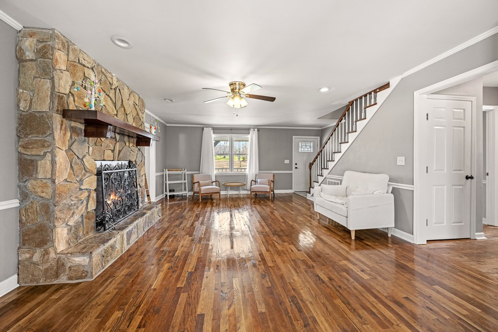 390 State Rd S-30-751 Laurens, SC 29360 - Photo 5 of 24 Gallery Image 5