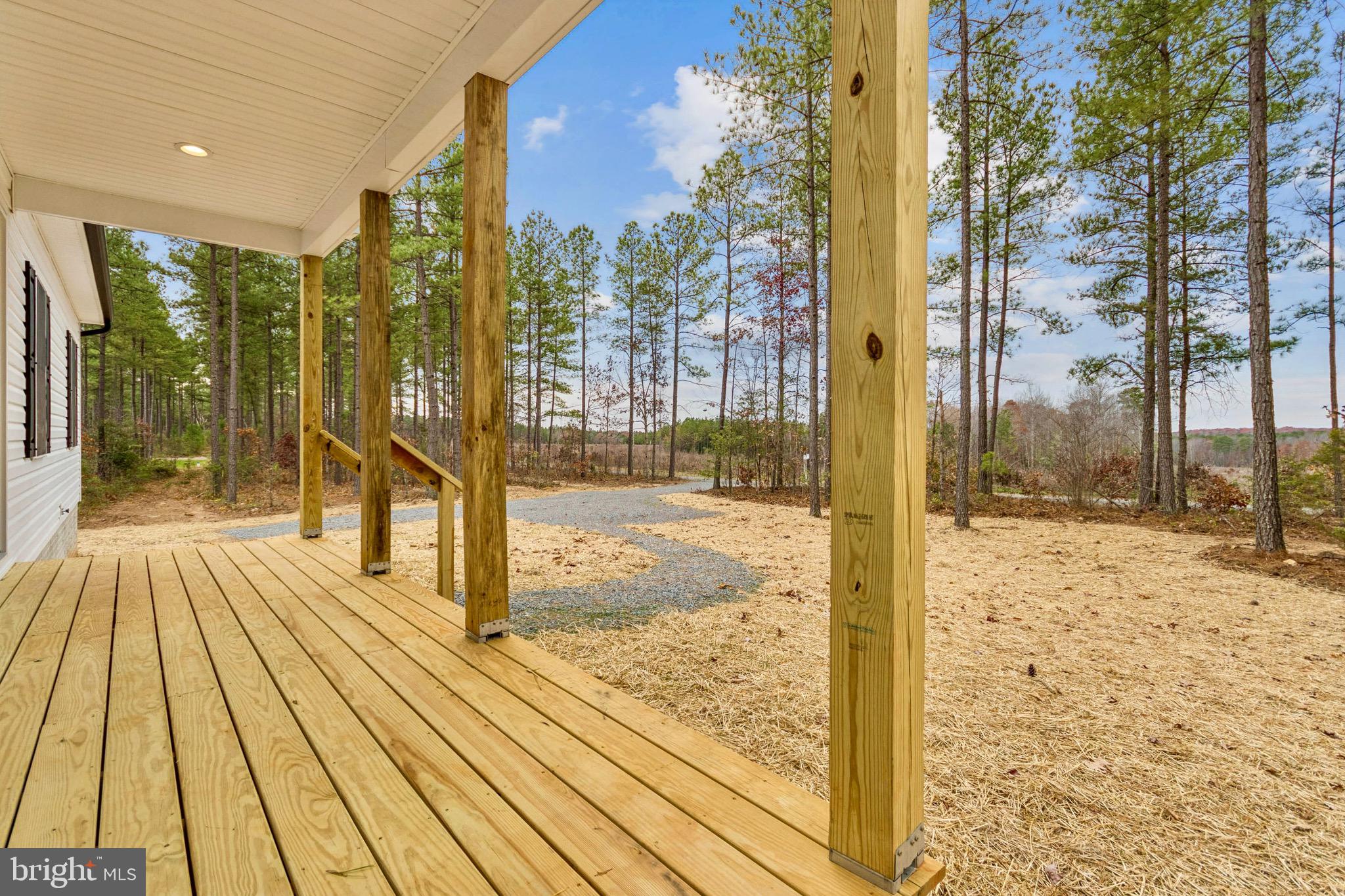 15281 Shirley Road Unionville, VA 22567 - Photo 19 of 24 a view of livingroom with wooden floor