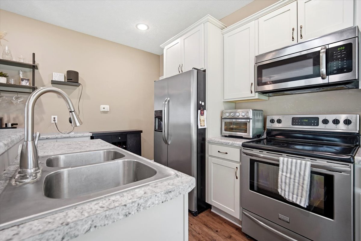 803 Osage Street Normal, IL 61761 - Photo 14 of 35