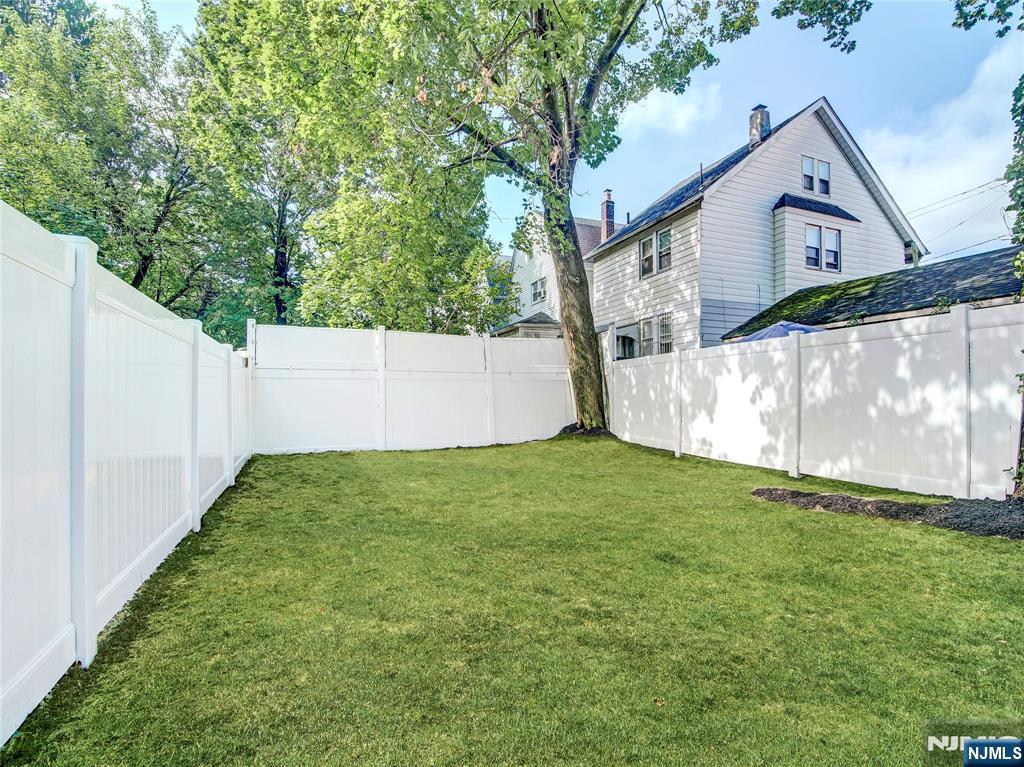 151 Madison Avenue Irvington, NJ 07111 - Photo 31 of 31