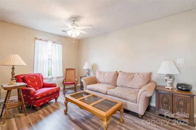 $159,900 | 1098 Farm Pond Lane, Rock Hill, SC 29732