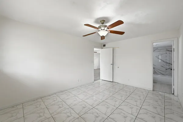 $2,100 | 2039 Coral Ridge Drive, Unit S304, Coral Springs, FL 33071