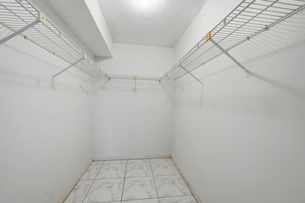$2,100 | 2039 Coral Ridge Drive, Unit S304, Coral Springs, FL 33071