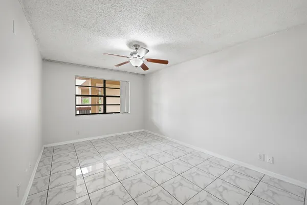 $2,100 | 2039 Coral Ridge Drive, Unit S304, Coral Springs, FL 33071