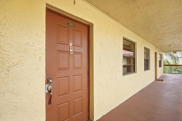 $2,100 | 2039 Coral Ridge Drive, Unit S304, Coral Springs, FL 33071