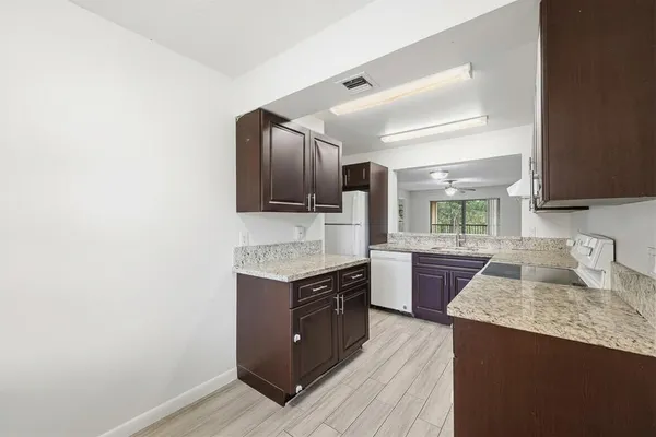 $2,100 | 2039 Coral Ridge Drive, Unit S304, Coral Springs, FL 33071