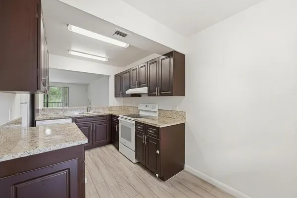 $2,100 | 2039 Coral Ridge Drive, Unit S304, Coral Springs, FL 33071