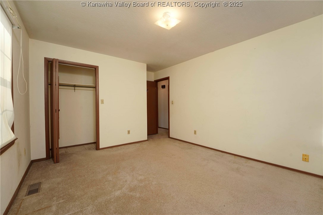 2677 Bills Creek Road Winfield, WV 25213 - Photo 10 of 24 Gallery Image 10