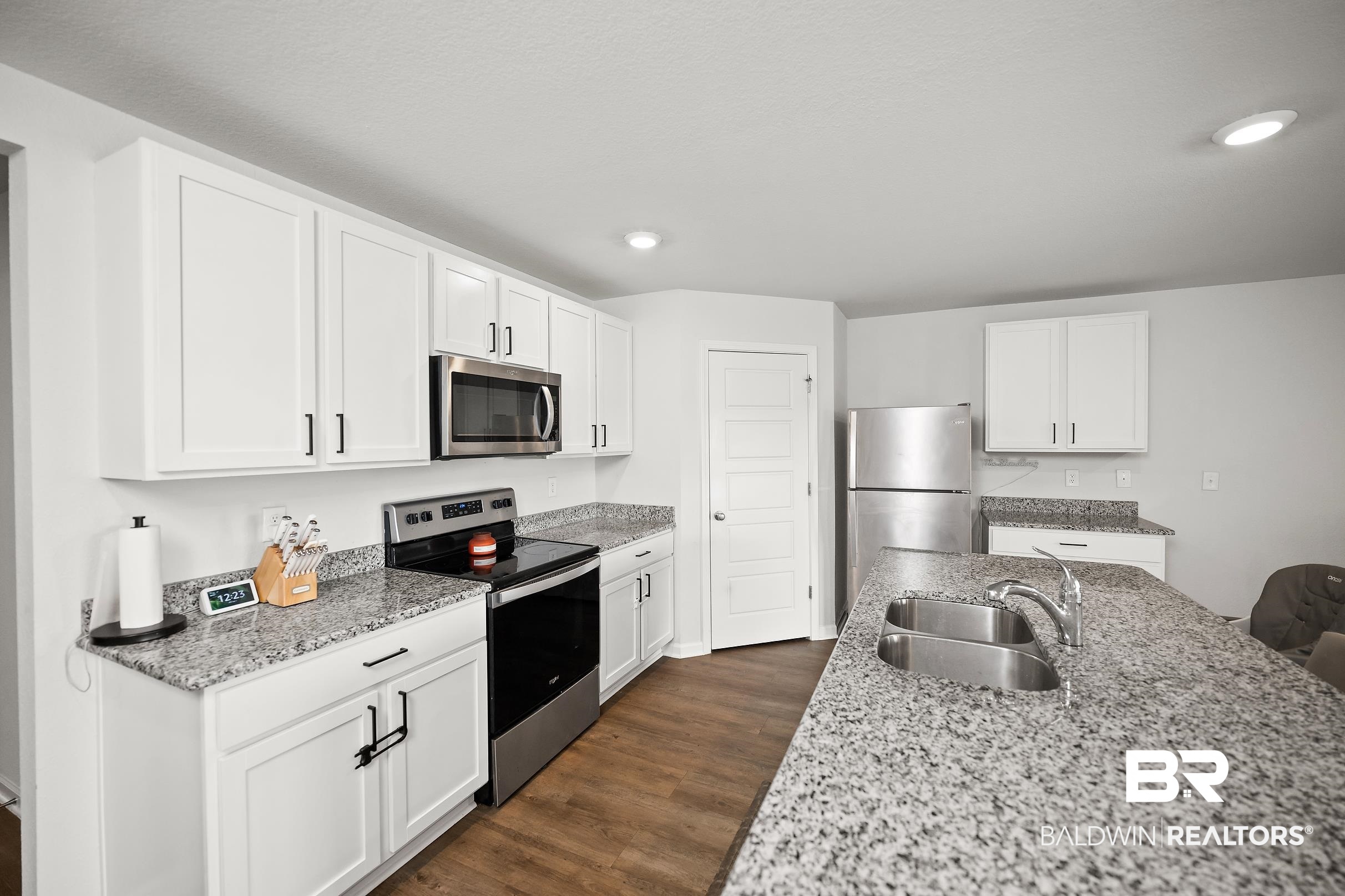 32030 Terranova Loop Lillian, AL 36549 - Photo 5 of 30 Kitchen