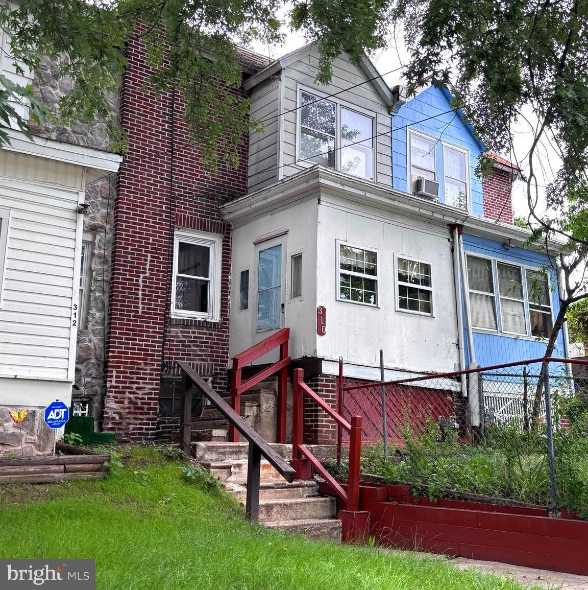 310 West 15th Street Chester, PA 19013 - Photo 1 of 1