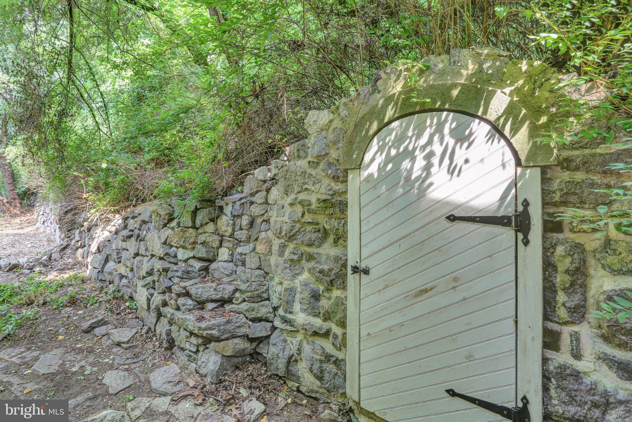 357 Fry Road Oley, PA 19547 - Photo 9 of 34 E26A2817