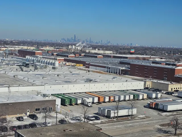 $60,000 | 4300 West Ford City Drive, Unit 1301, Chicago, IL 60652