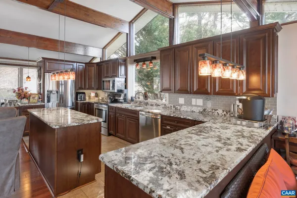 $1,150,000 | 7 Dover Court, Palmyra, VA 22963