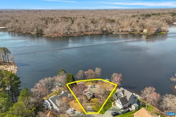 $1,150,000 | 7 Dover Court, Palmyra, VA 22963