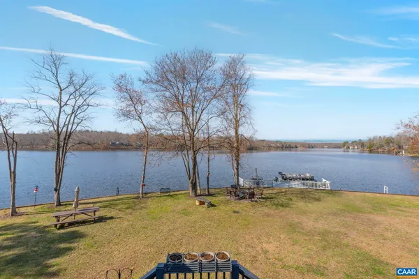 $1,150,000 | 7 Dover Court, Palmyra, VA 22963
