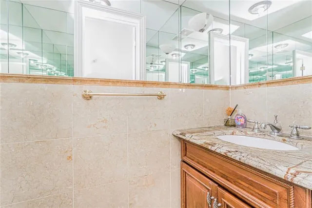 $3,590,000 | 1734 East 2nd Street | Midwood