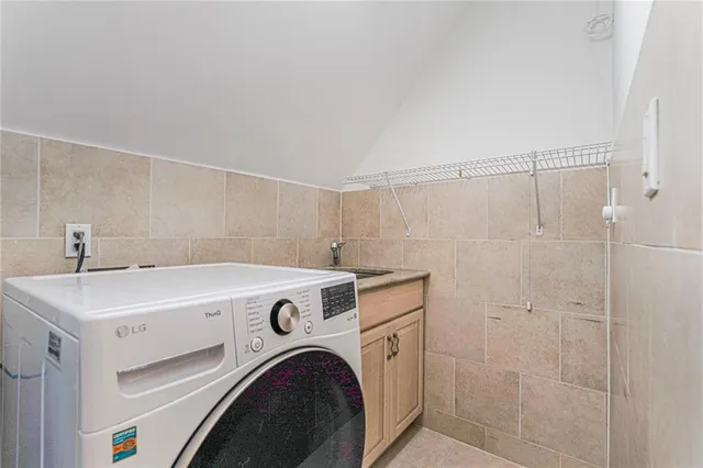 $3,590,000 | 1734 East 2nd Street | Midwood