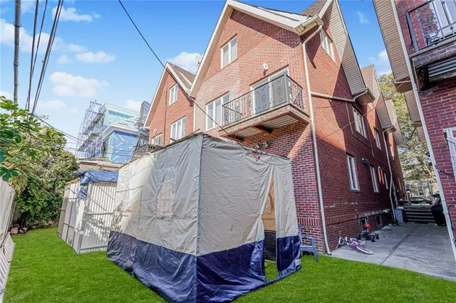 $3,590,000 | 1734 East 2nd Street | Midwood