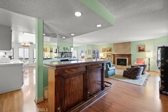 $924,900 | 10409 Riverside Drive, Unit 203, Toluca Lake, CA 91602