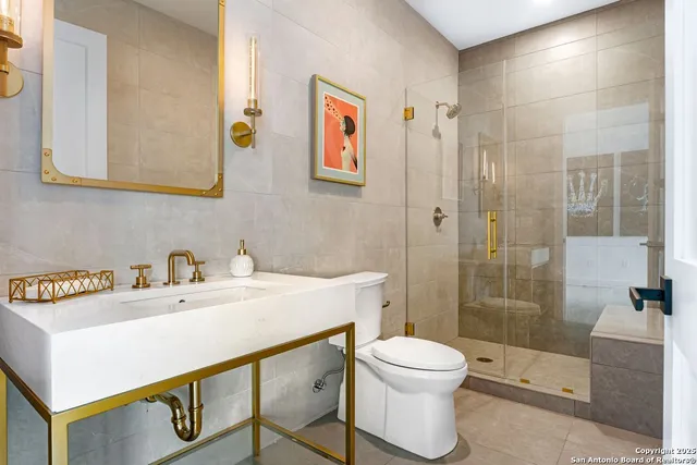 $2,639,000 | 610 East Market Street, Unit 3304, San Antonio, TX 78205