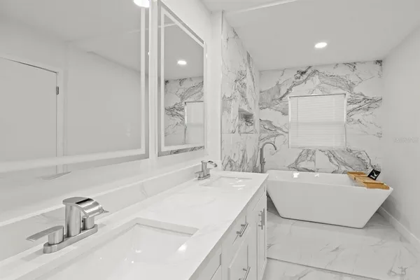 $2,995 | 1545 Bonair Street, Clearwater, FL 33755