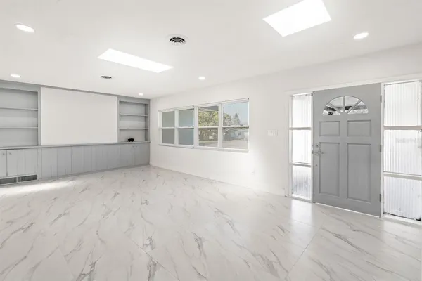 $2,995 | 1545 Bonair Street, Clearwater, FL 33755