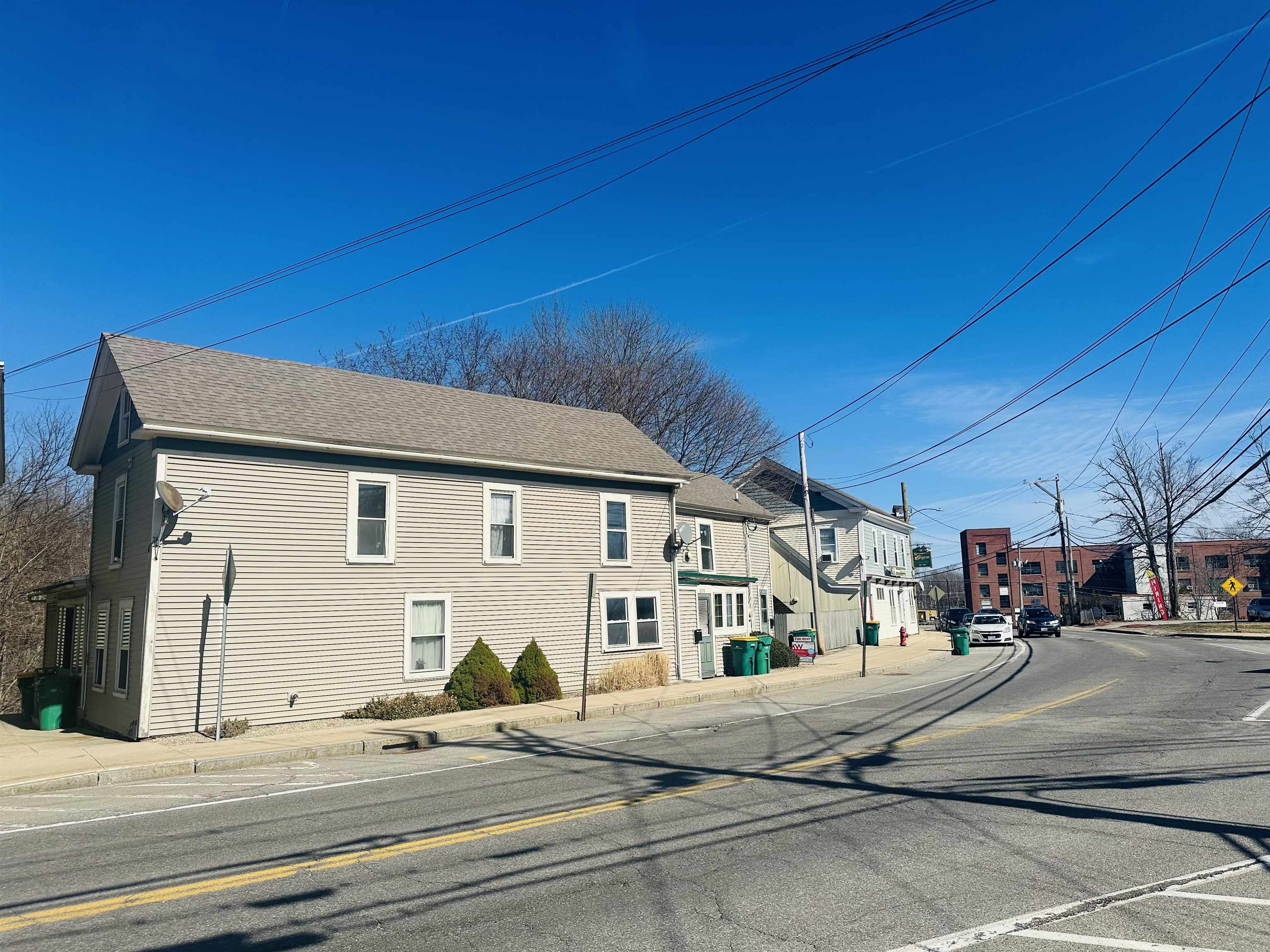 52 Pickering Road, Unit B Rochester, NH 03839 - Photo 1 of 16