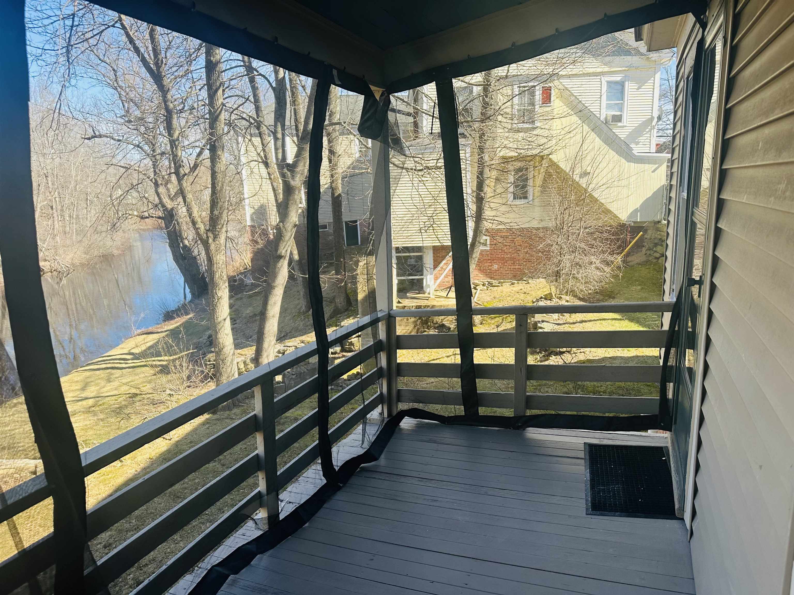 52 Pickering Road, Unit B Rochester, NH 03839 - Photo 4 of 16