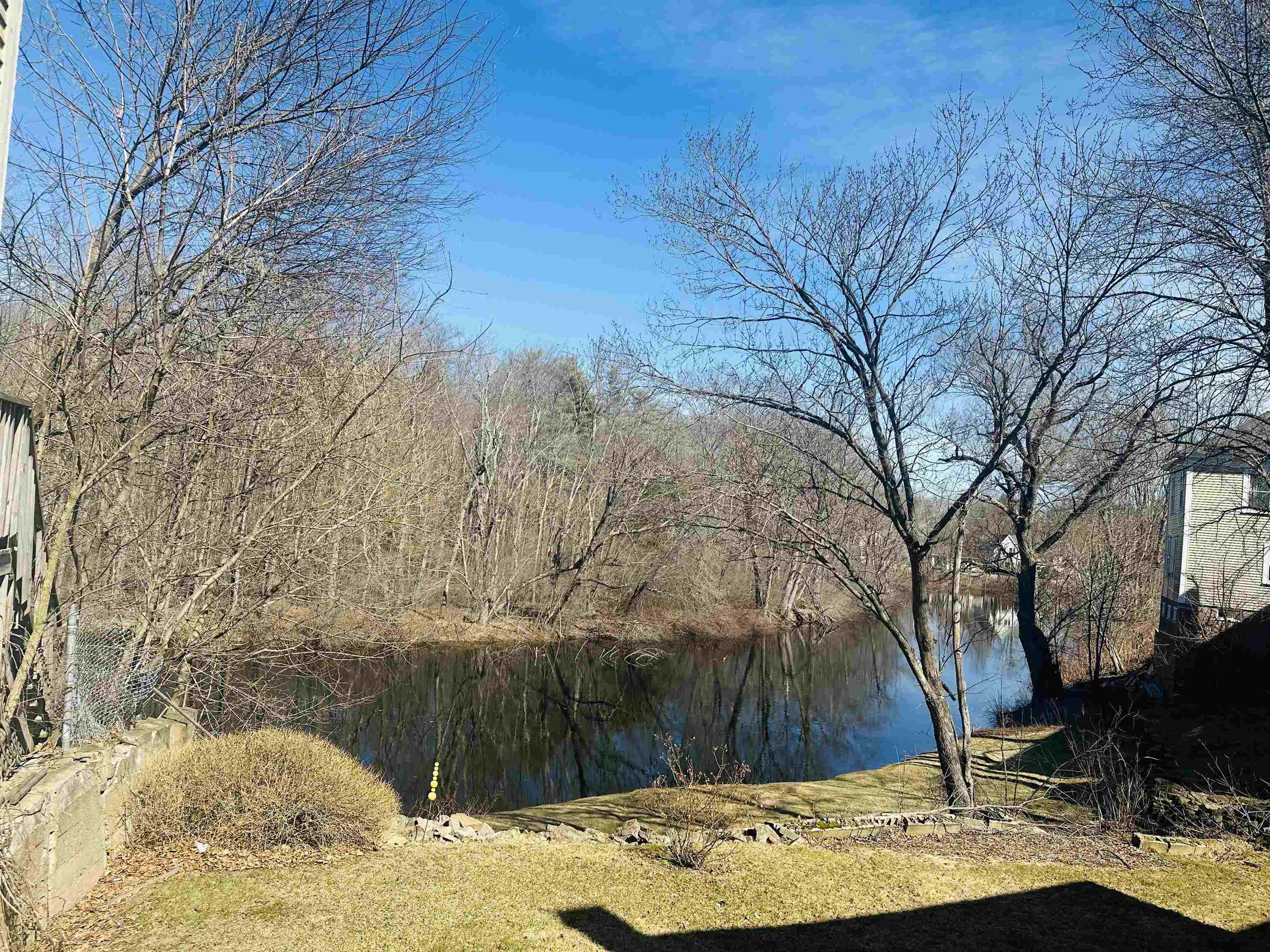 52 Pickering Road, Unit B Rochester, NH 03839 - Photo 6 of 16